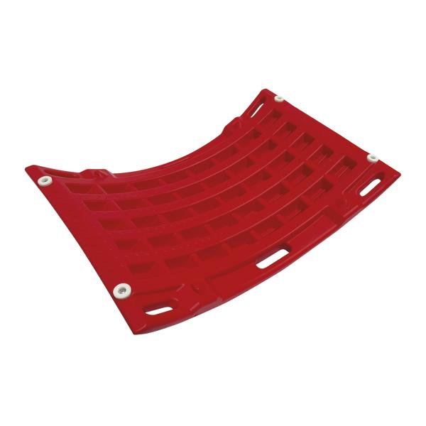 Rückseite eines rot-schwarzen Steppers aus Kunststoff vor weißem Hintergrund.