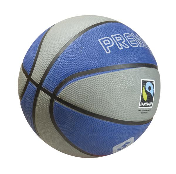 Basketball in Blau und Grau mit griffiger Oberfläche, Fairtrade-Siegel und Größenkennzeichnung 5.