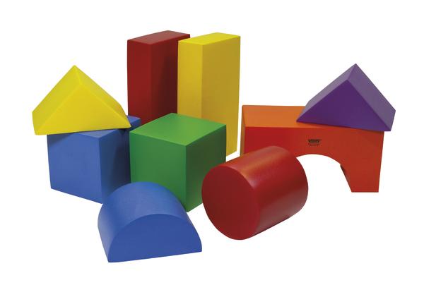 Bunte Holzbausteine in verschiedenen Formen wie Würfel, Zylinder und Dreieck für Kinder.