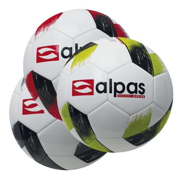 Drei weiße Alpas Fußballbälle mit roten, schwarzen und gelben Akzenten auf weißem Hintergrund.