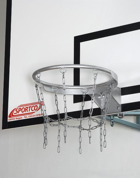 Basketballkorb mit Metallnetz und weißem Rückbrett, montiert an der Wand.