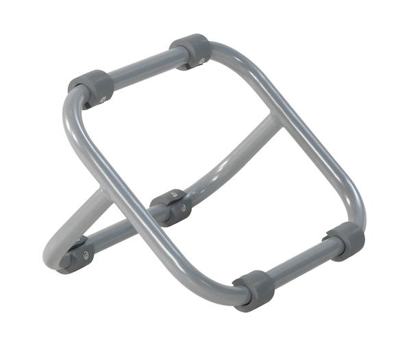 Grauer Auflagebock als Stahl für Turnpacours.