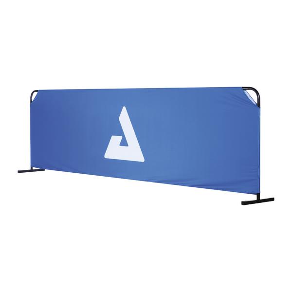 Blaue Bande mit weißem Logo und Standfüßen.