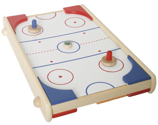 Miniatur Eishockey-Tischspiel aus Holz mit roten und blauen Spielsteinen und Toren.