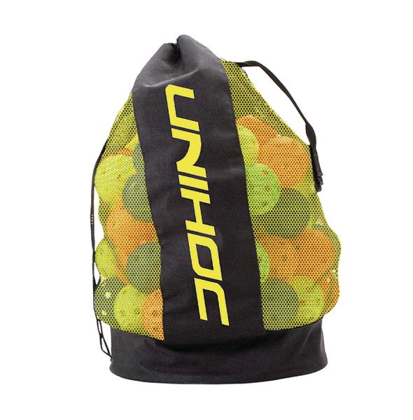 Sporttasche mit bunten Softbällen, Netzmaterial und gelbem "UNIHOC"-Schriftzug.