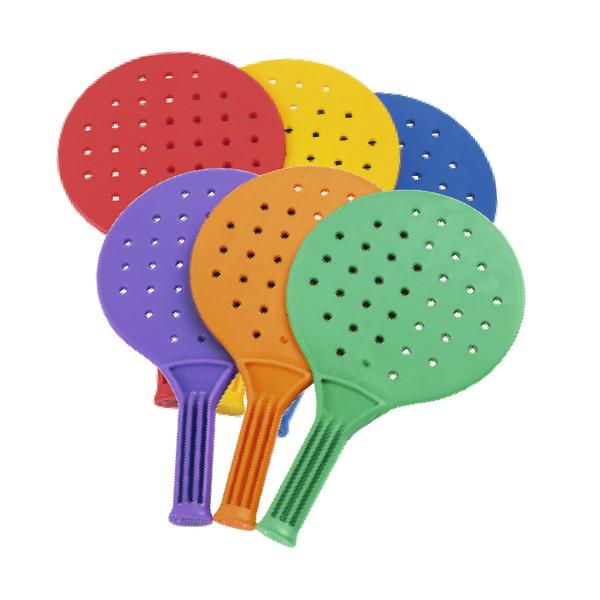 Bunte Kunststoff-Padel-Schläger mit Löchern, ideal für Freizeit- und Strandspiele.