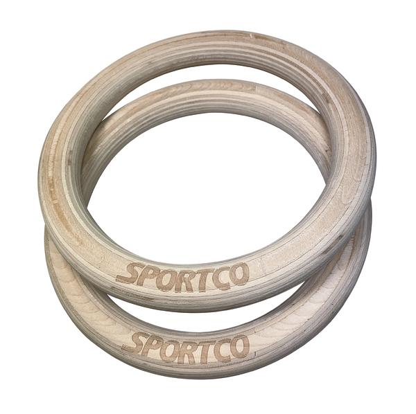 Zwei ineinander verschlungene Schaukelringe mit "Sportco" Aufdruck auf weißem Hintergrund.