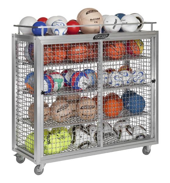 Metall-Sportwagen mit verschiedenen Bällen wie Basket-, Volleyball- und Medizinbällen, mobil und organisiert.