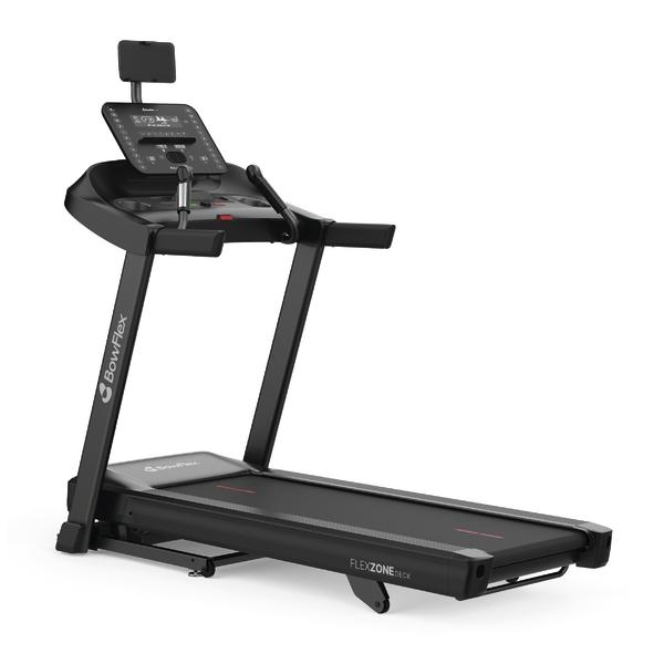 Schwarzes BowFlex Laufband mit Trainingsdisplay, Tablet-Halterung und FlexZone-Dämpfung in schräger Seitenansicht.