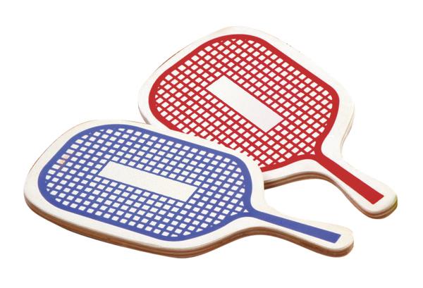 Zwei Pickleball-Schläger in Rot und Blau auf weißem Hintergrund.