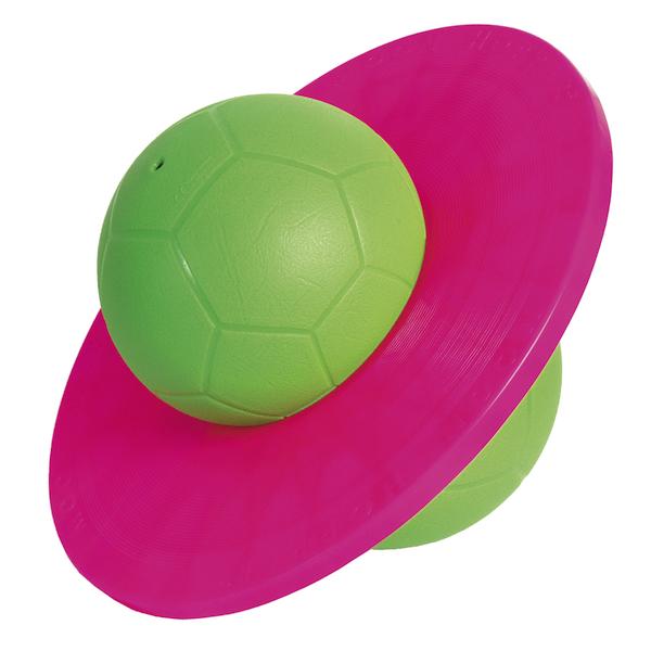 Grüner Ball mit rosa Frisbee-Scheibe, Spielzeug für Outdoor-Aktivitäten.