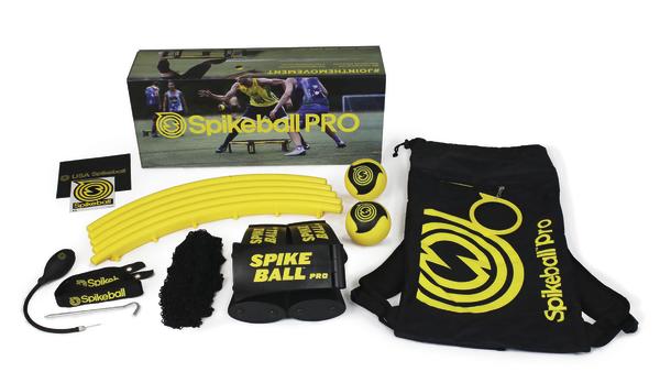 Spikeball Pro Set mit Netz, Bällen, Stangen und Tragetasche in Gelb und Schwarz.