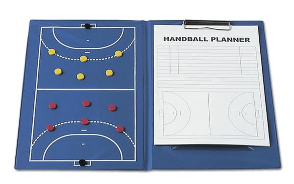 Handball Taktiktafel mit Magnetspielern und Planer für Spielstrategien und Training.