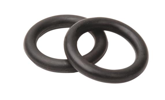 Zwei schwarze Gummiringe auf weißem Hintergrund.