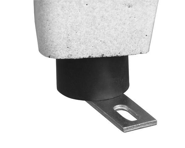 Rote Figur für Fußballkicker mit Metallbefestigung.