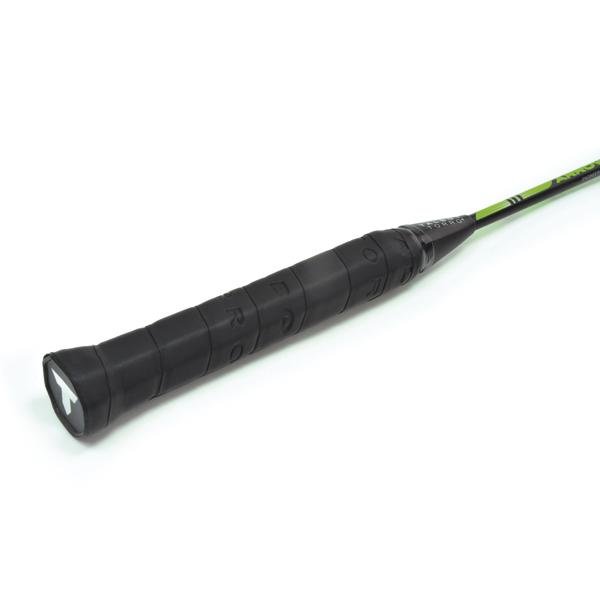 Detailansicht des Badmintonschlägergriffs mit rutschfester Wicklung und ergonomischer Form für sicheren Halt.